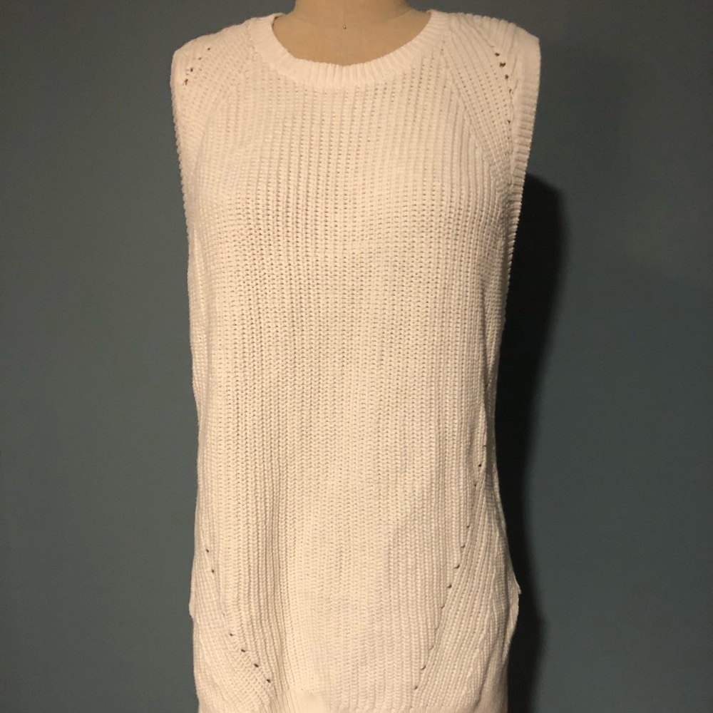 NWT Ann Taylor White Knit Top